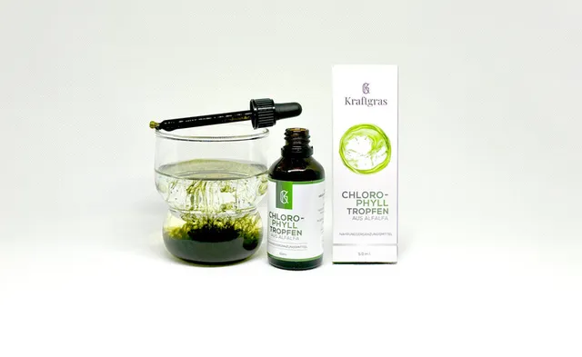 Chlorophylltropfen aus Alfalfa kraftgras bei Expertcentergmbh